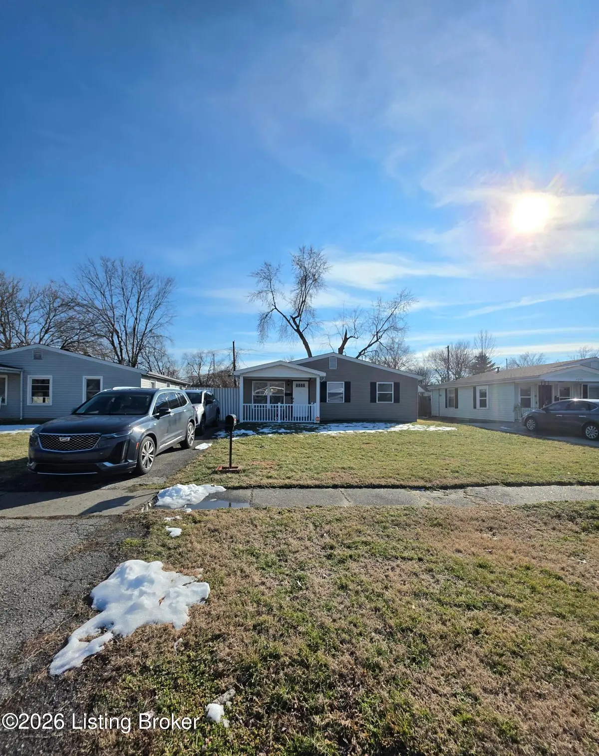 4327 Pruitt Ct, Louisville, KY 40218 - #1