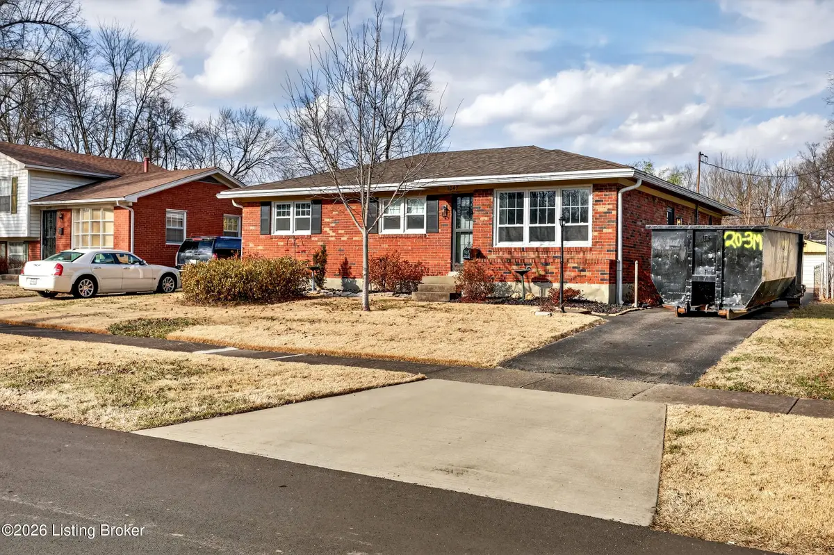 1047 Clayborne Rd, Louisville, KY 40214 - #1