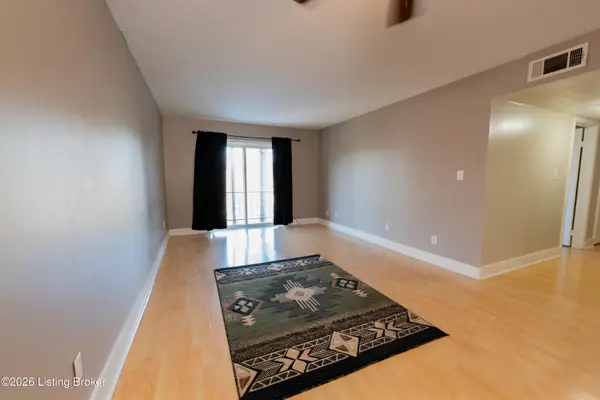 726 Zorn Ave #5, Louisville, KY 40206