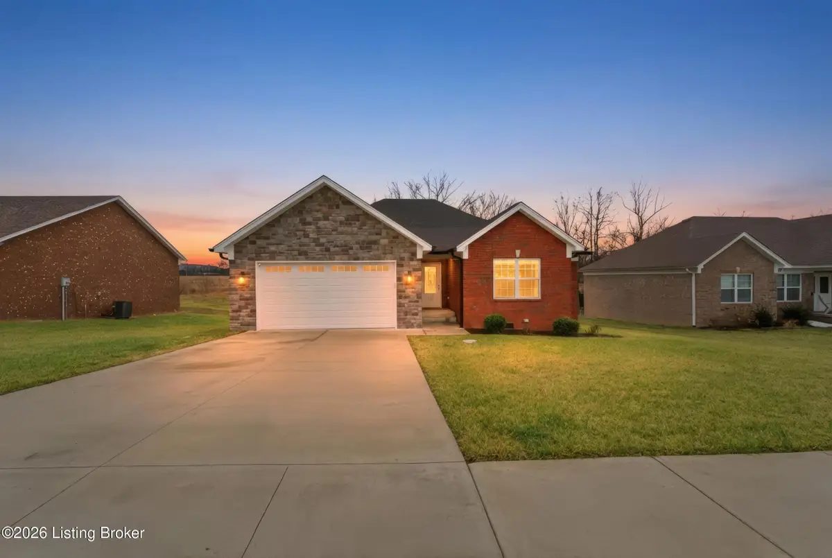 313 Oak Grove Dr, Bardstown, KY 40004 - #1