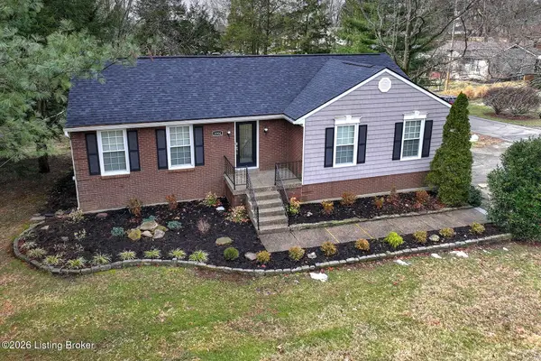 1004 Harmony Ln, Goshen, KY 40026