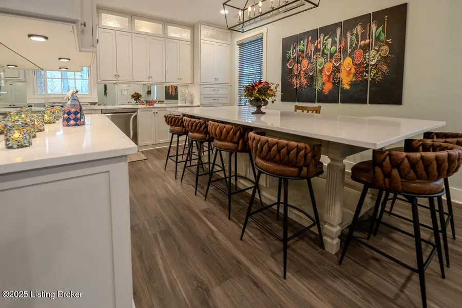 109 S Walnut St, La Grange, KY 40031 - #3