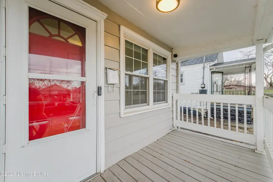 810 Weller Ave, Louisville, KY 40208 - #2