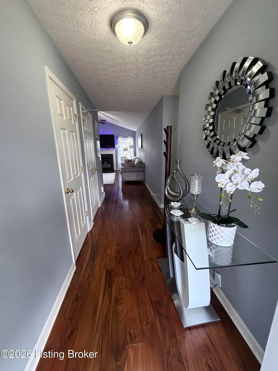 6410 Labor Ln, Louisville, KY 40291 - #3