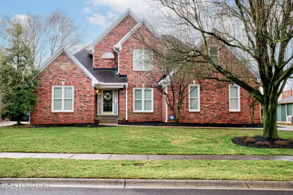 8606 Glenfield Way, Louisville, KY 40241