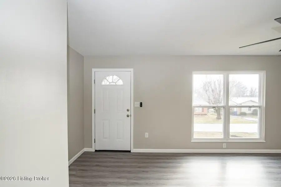 206 Candace St, Campbellsville, KY 42718 - #3