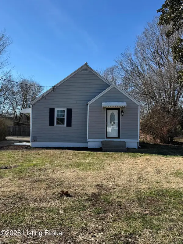 10324 Deering Rd, Louisville, KY 40272