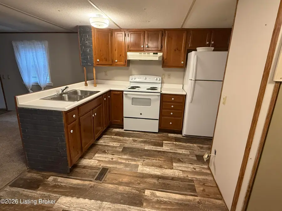 758 White St, Leitchfield, KY 42754 - #3