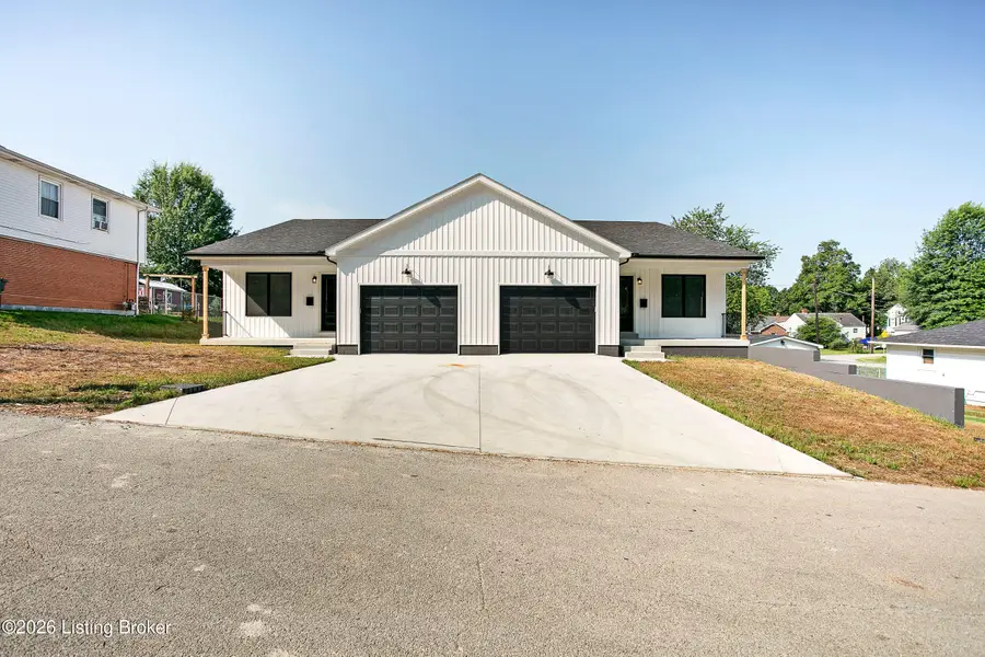 310 Jefferson St #A/B, Elizabethtown, KY 42701 - #3