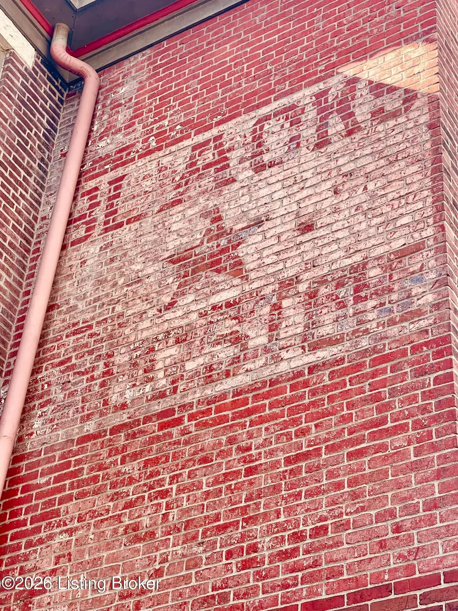 624 W Saint Catherine St, Louisville, KY 40203 - #2