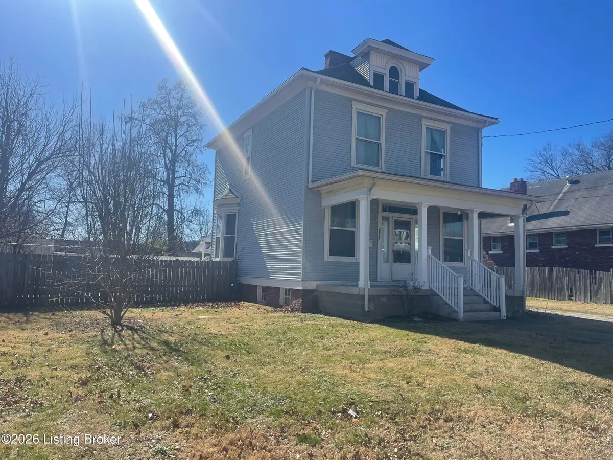 1204 Walter Ave, Louisville, KY 40215 - #1