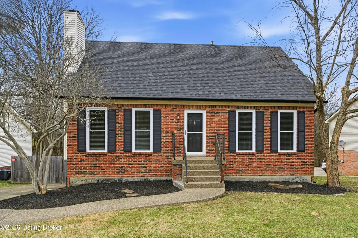 532 Hunting Hills Dr, Shelbyville, KY 40065 - #1