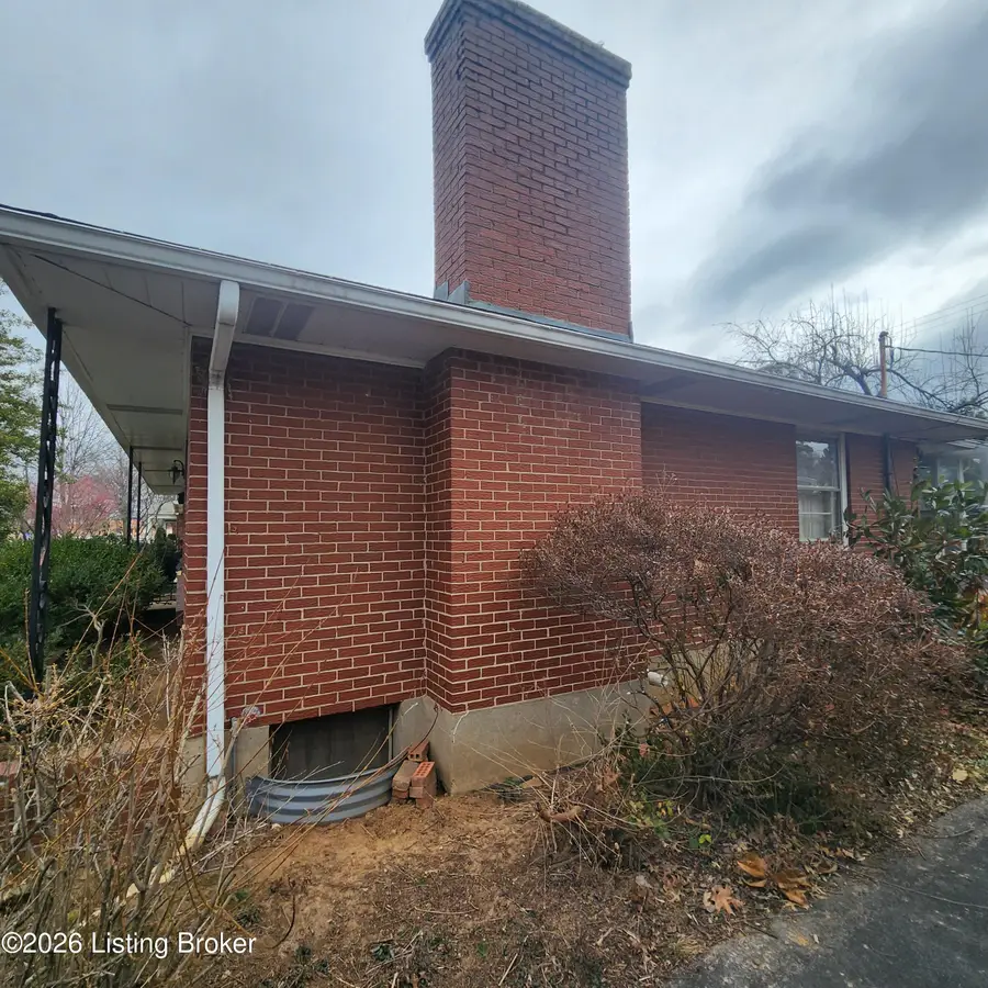 3604 Graham Rd, Louisville, KY 40207 - #3