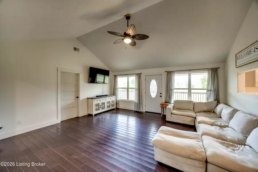 918 Oklahoma Rd, Bee Spring, KY 42207 - #3