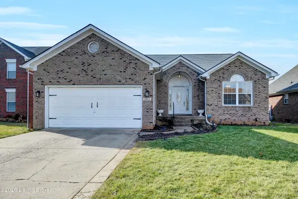 3812 Stone River Ct, Louisville, KY 40299