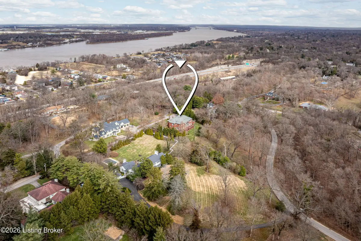 30 Stonebridge Rd, Louisville, KY 40207 - #1