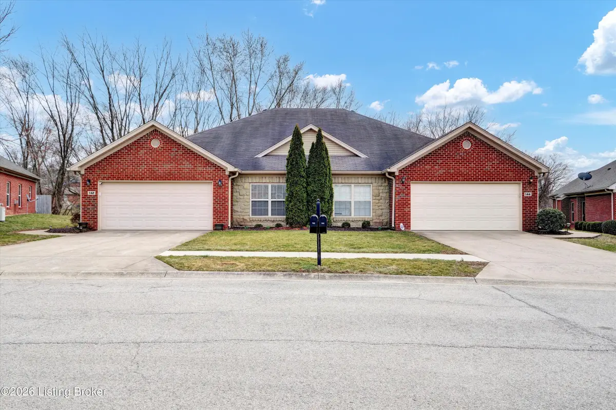 142 Twin Brook Ct, Shelbyville, KY 40065 - #1