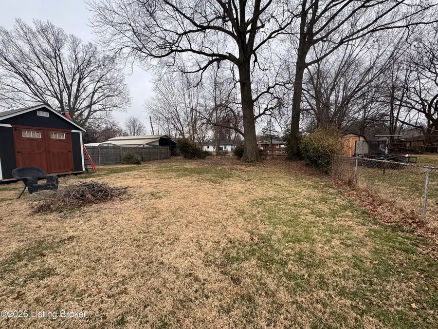 8601 Robbins Rd, Louisville, KY 40258 - #3