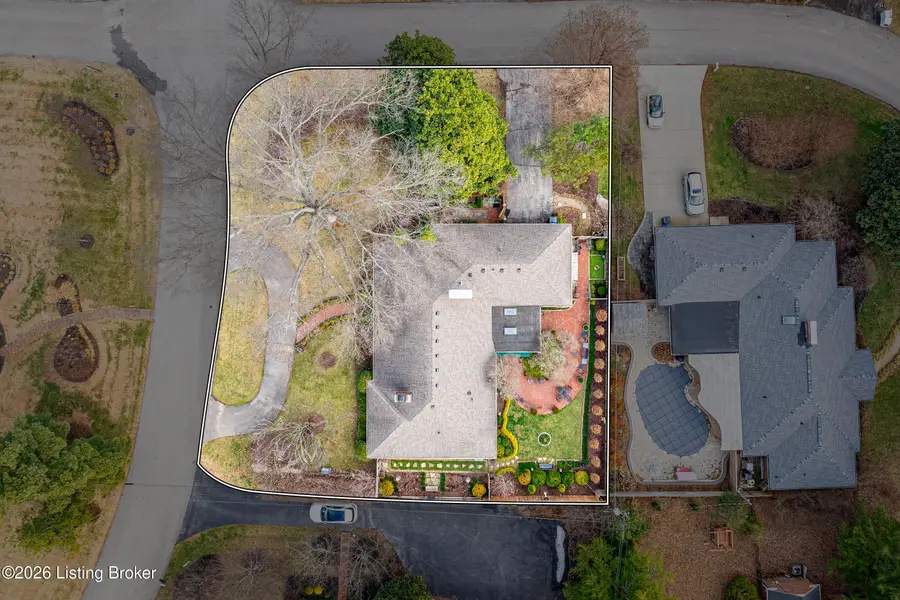 504 Ridgewood Rd, Louisville, KY 40207 - #3