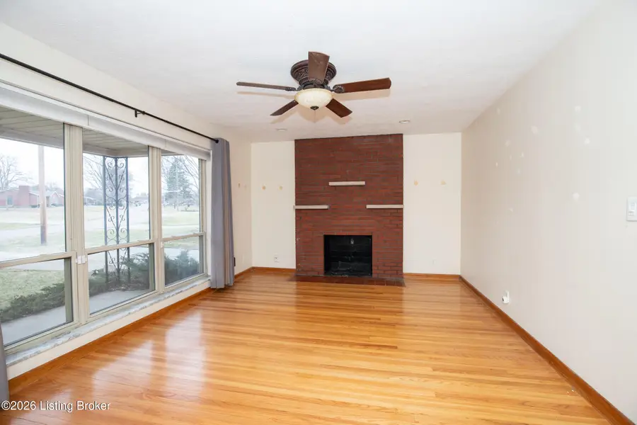 7910 Cedar Brook Dr, Louisville, KY 40219 - #2