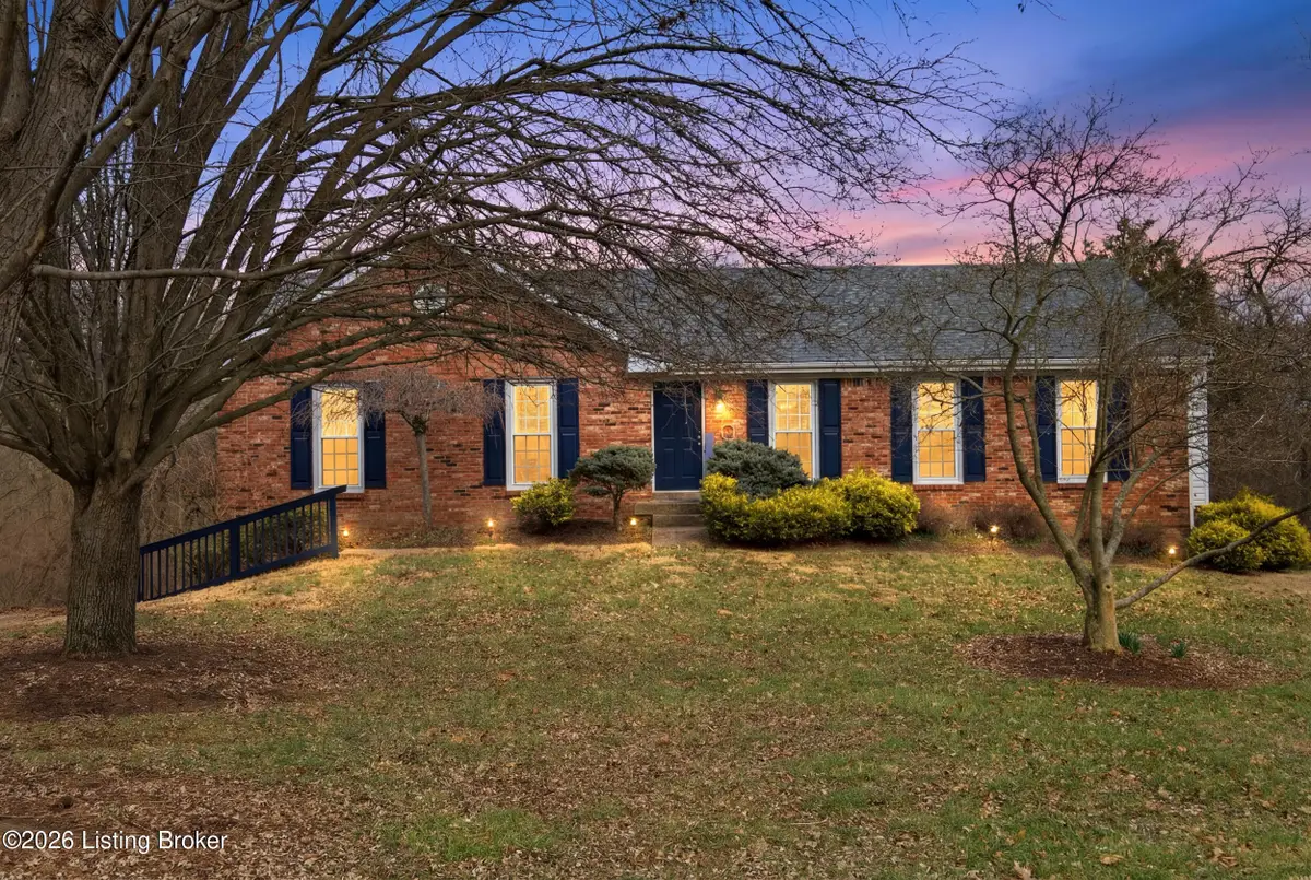 7500 Willow Bend Dr, Crestwood, KY 40014 - #1