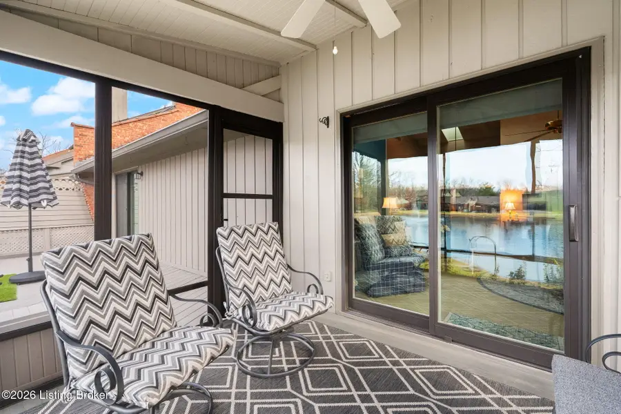 5528 Forest Lake Dr, Prospect, KY 40059 - #2