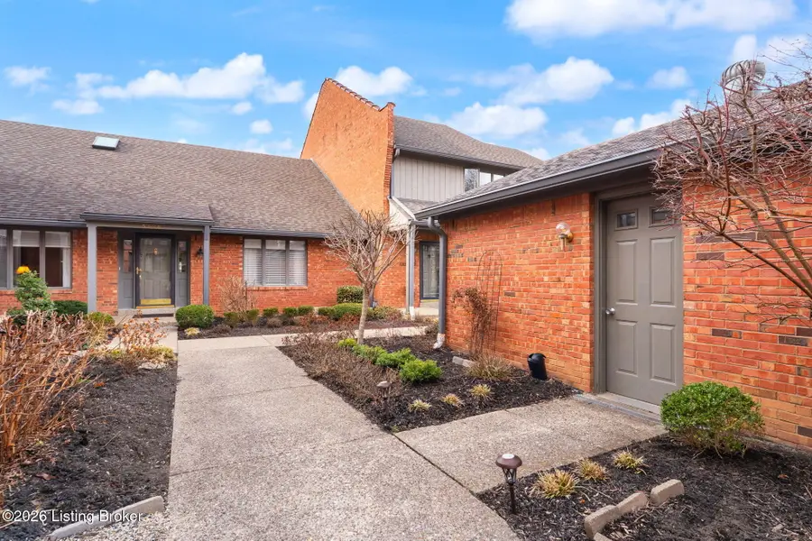 5528 Forest Lake Dr, Prospect, KY 40059 - #3