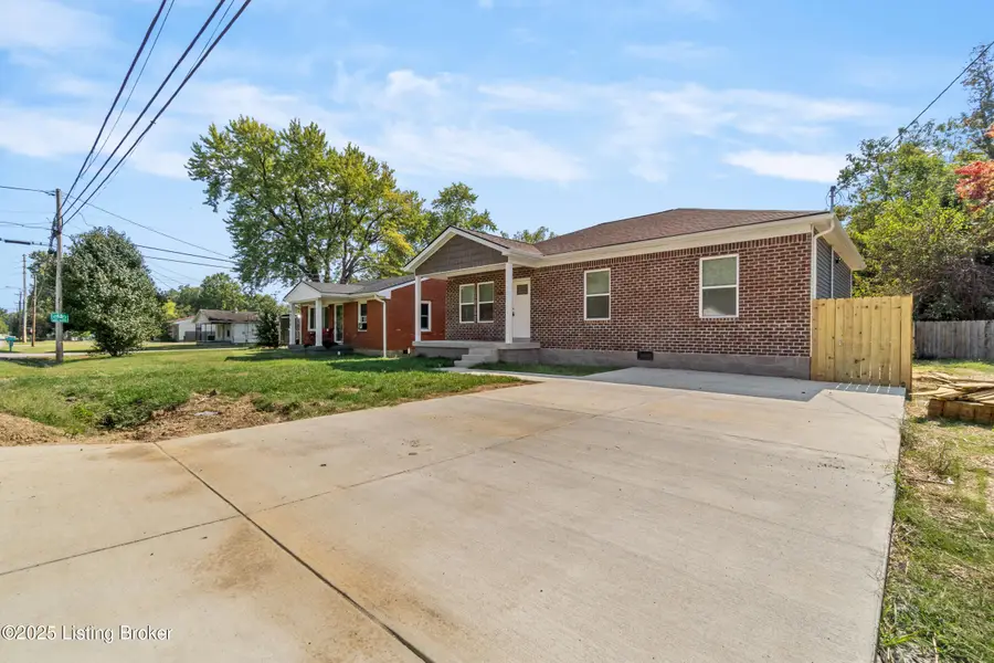 4302 Lees Ln, Louisville, KY 40216 - #3