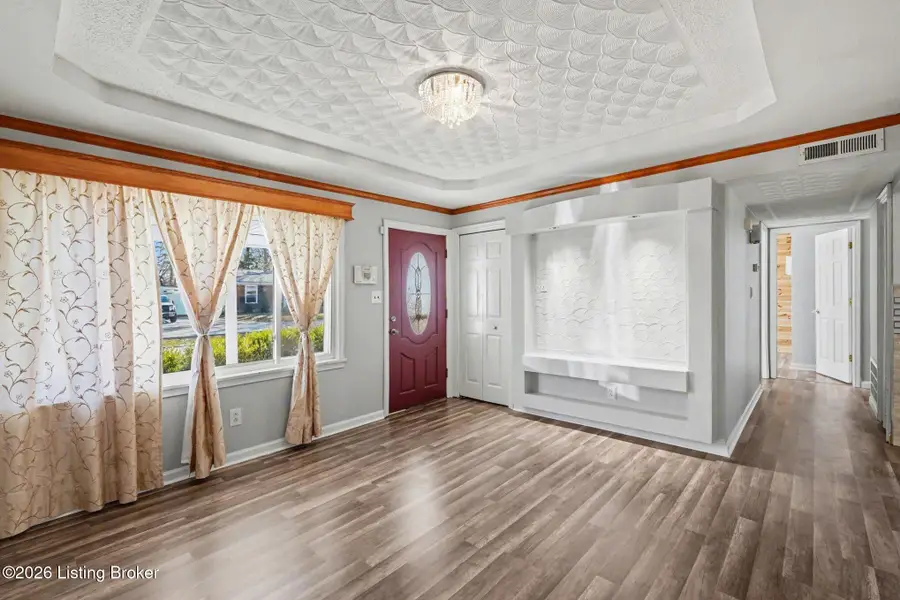 7608 Lesane Dr, Louisville, KY 40214 - #2