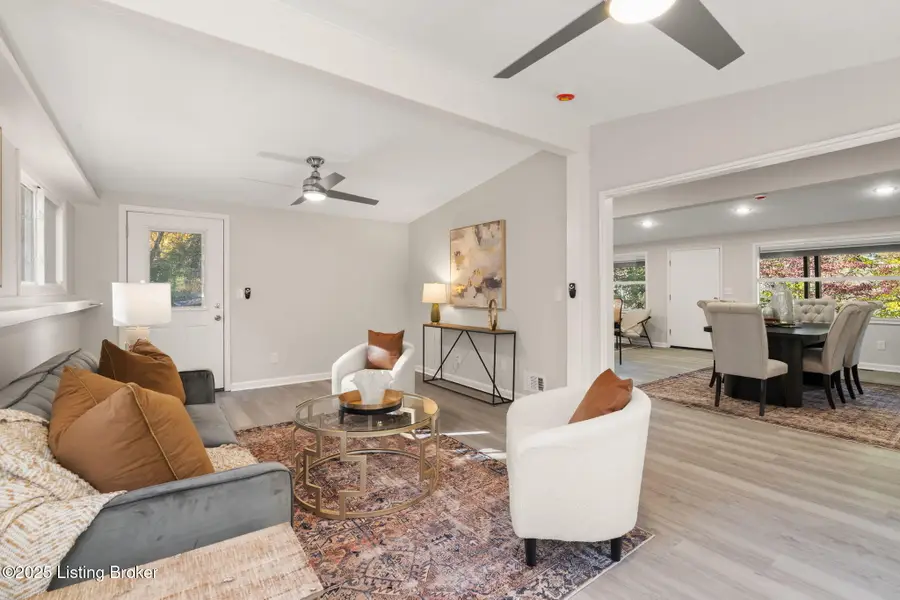 5901 Stansbury Ln, Louisville, KY 40291 - #3