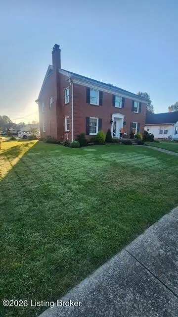 301 10th St, Carrollton, KY 41008 - #1