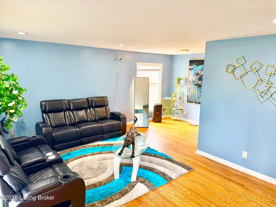 5412 Dannyboy Ln, Louisville, KY 40214 - #3