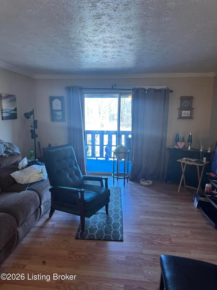 3508 Lodge Ln #322, Louisville, KY 40218 - #2