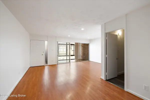 1040 Cherokee Rd #E4, Louisville, KY 40204