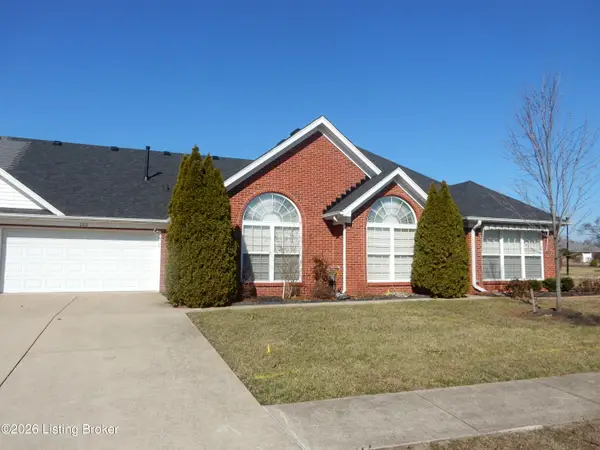 263 Woodlake Dr, Mt Washington, KY 40047