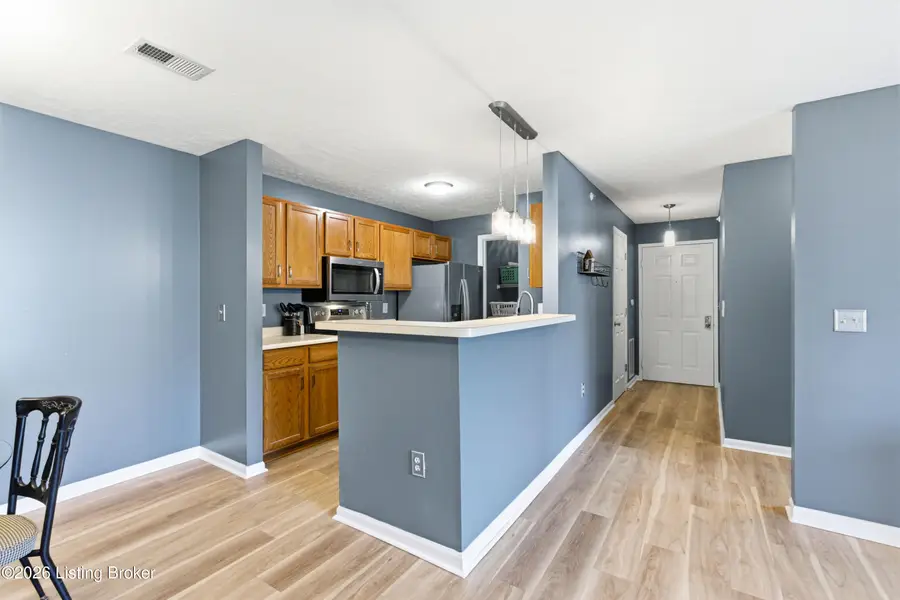 8506 Ambrosse Ln #208, Louisville, KY 40299 - #3