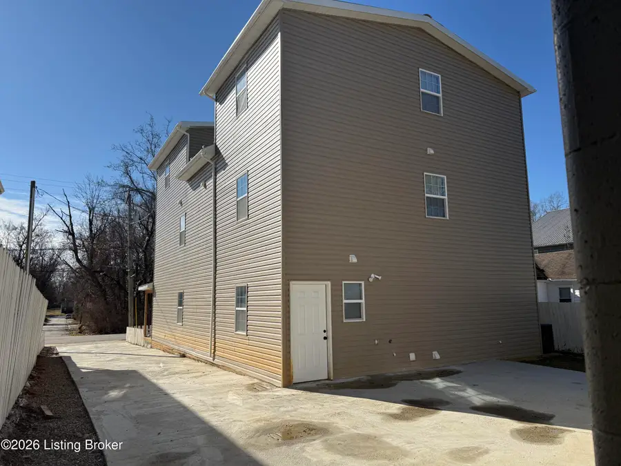 12411 Berrytown Rd, Louisville, KY 40223 - #3