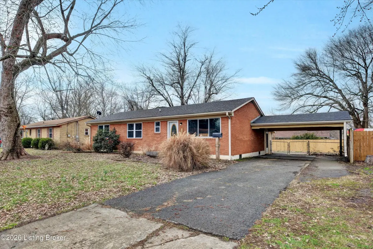 9216 Fenmore Ave, Louisville, KY 40272 - #1