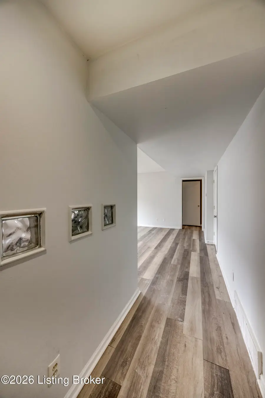 2505 Brownsboro Rd #APT D5, Louisville, KY 40206 - #2