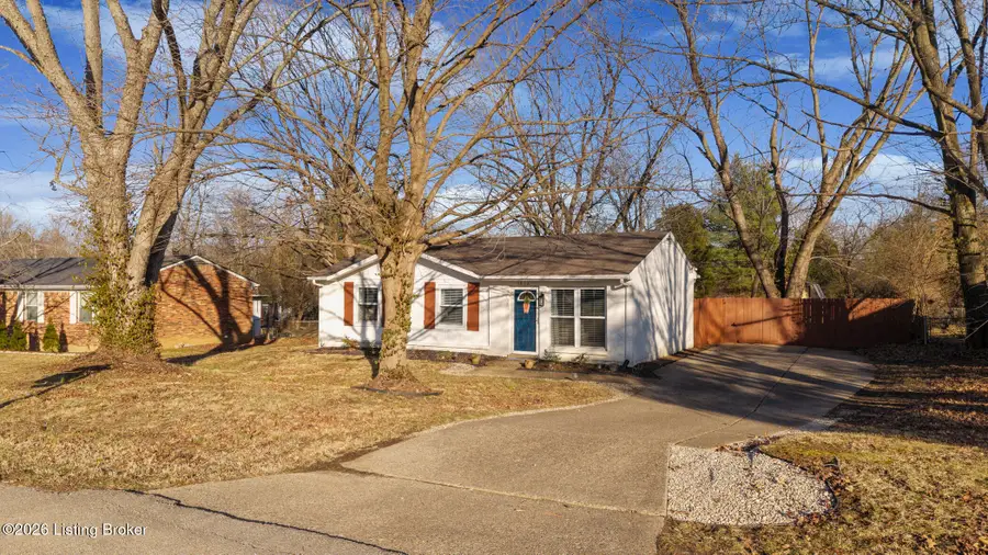 6812 Village Green Blvd, Pewee Valley, KY 40056 - #3