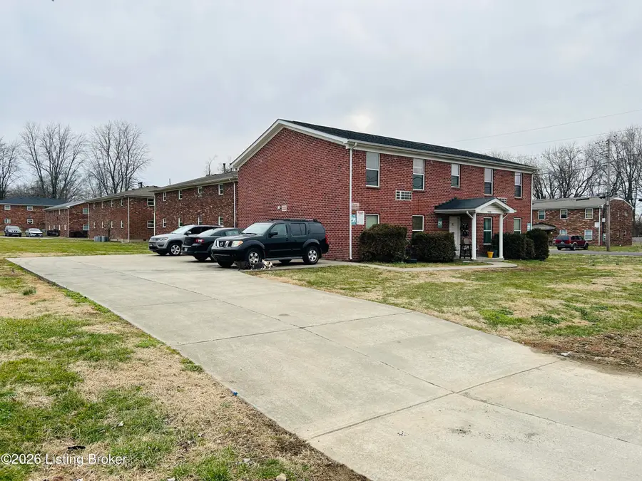 10300 Torrington Rd, Louisville, KY 40272 - #2