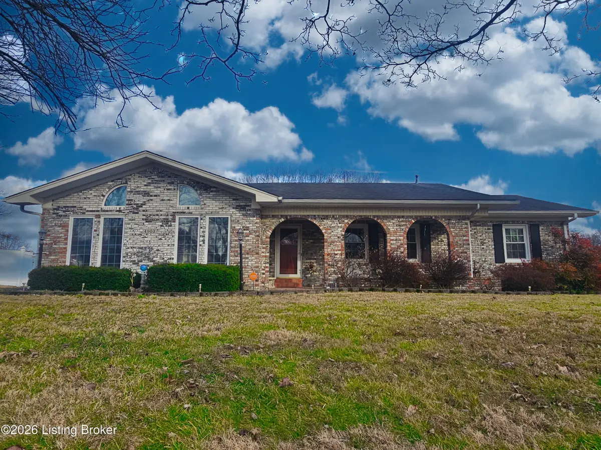 4903 Jerry Dr, Shepherdsville, KY 40165 - #1