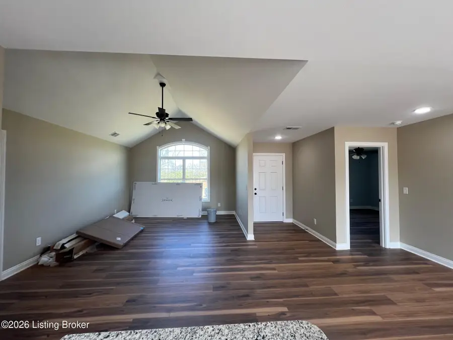 145 Durango Dr, Coxs Creek, KY 40013 - #2