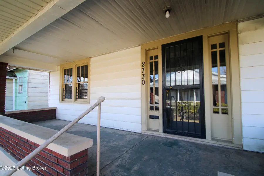 2730 Chase Ct, Louisville, KY 40211 - #2