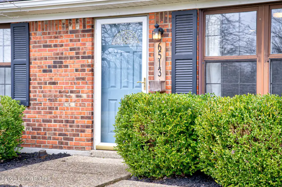 6513 Dunnlea Dr, Pewee Valley, KY 40056 - #2