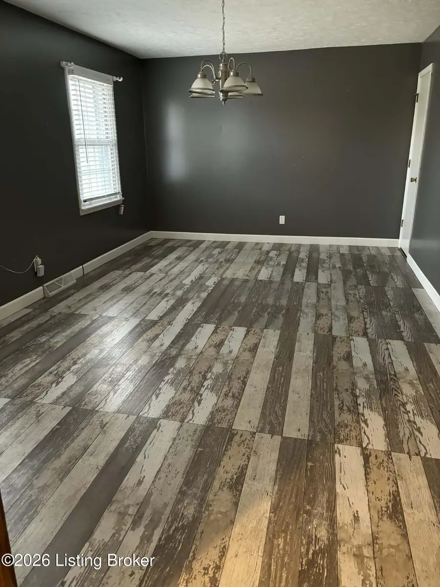 507 Spring St, Shelbyville, KY 40065 - #3