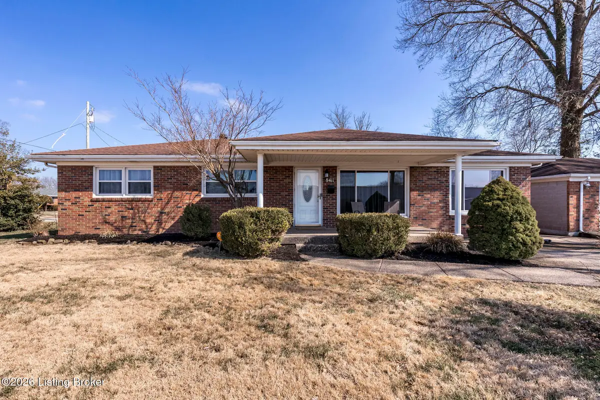 8411 Seaforth Dr, Louisville, KY 40258 - #1
