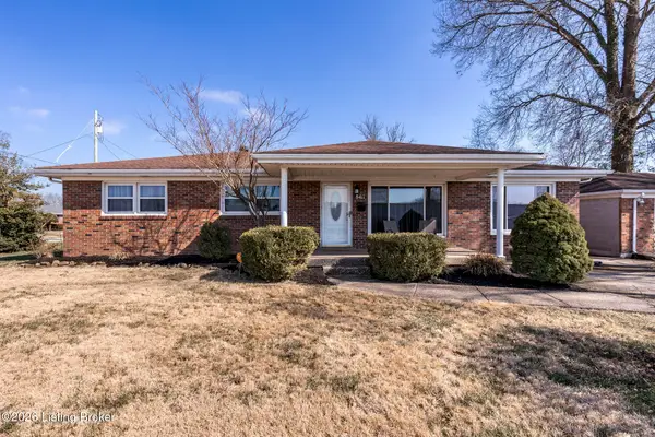 8411 Seaforth Dr, Louisville, KY 40258