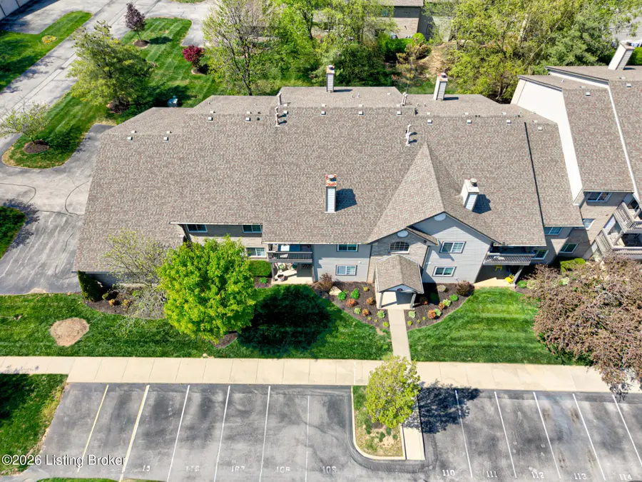 10401 Trotters Pointe Dr #102, Louisville, KY 40241 - #2