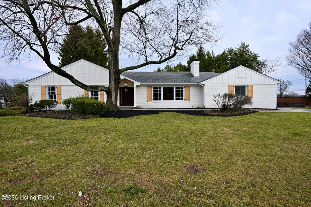 2224 Wynnewood Cir, Louisville, KY 40222 - #1